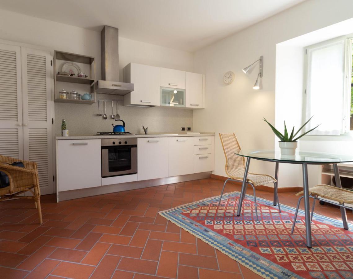 Mamma Ciccia Holiday Home - Conventino Мандельо дел Ларио Екстериор снимка